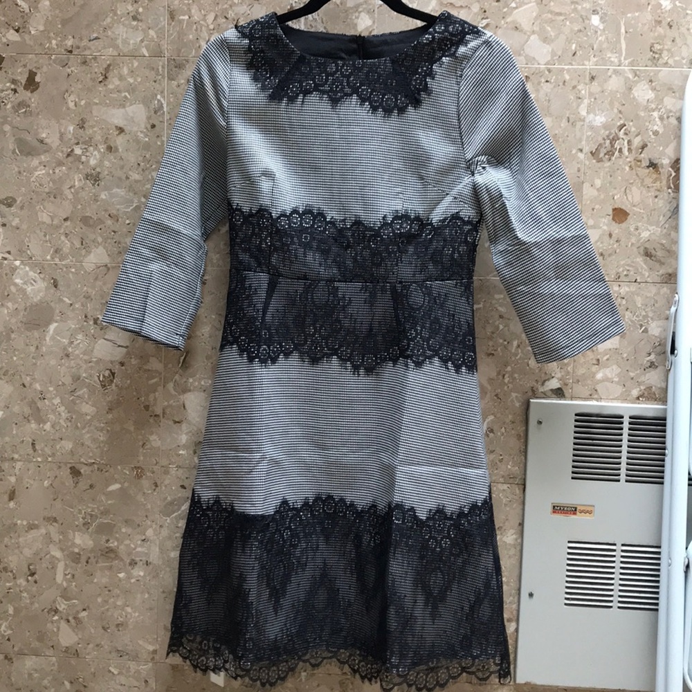 Misslook crew neck lace evening dress